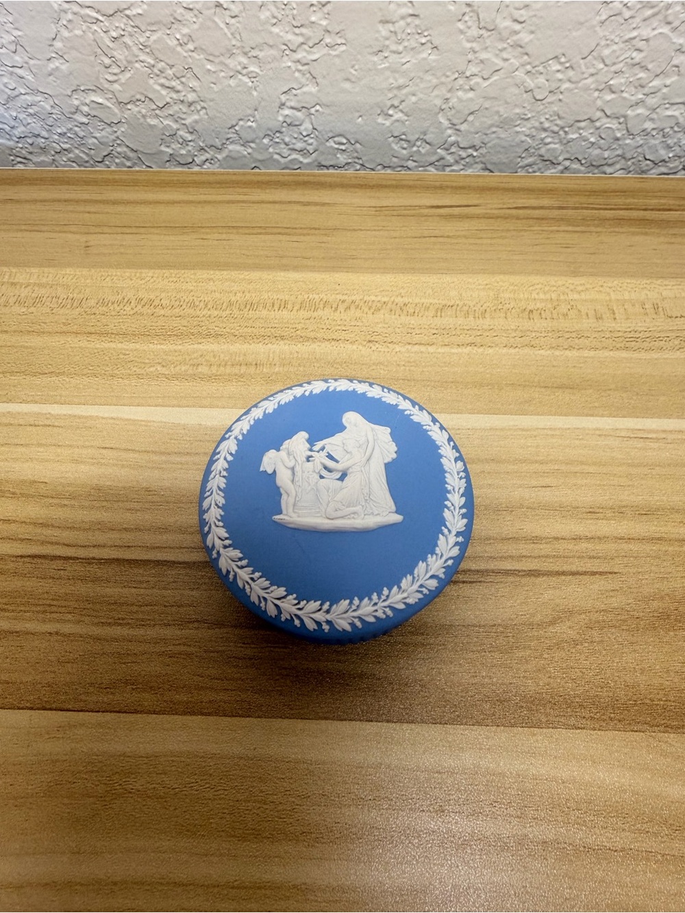 Vintage Blue Jasperware Wedgwood Jewelry Box Trinket Angel Excellent Condition